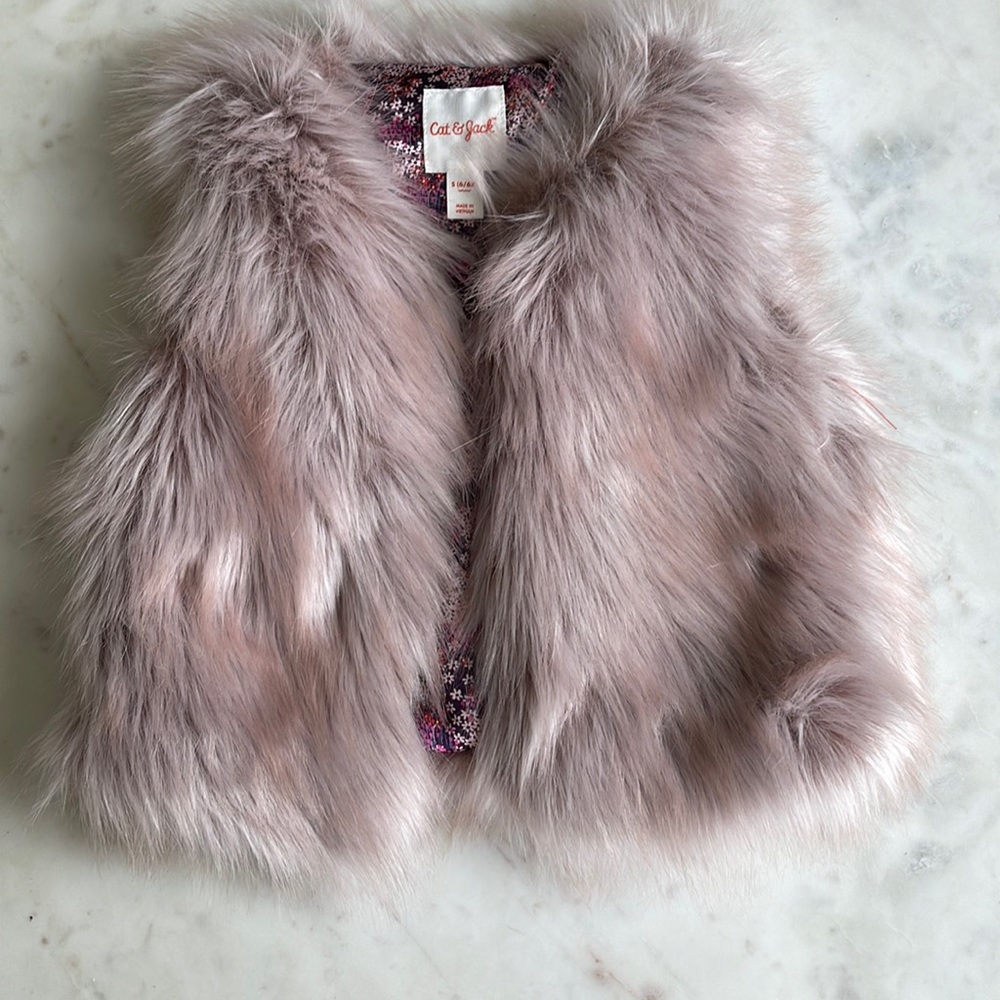 Nwot pink fur vest